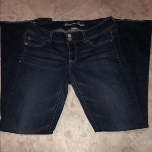 *REPOSHING* American Eagle Jeans size 12